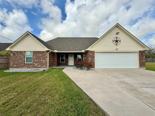 146 Ellis Ln, West Columbia, TX 77486