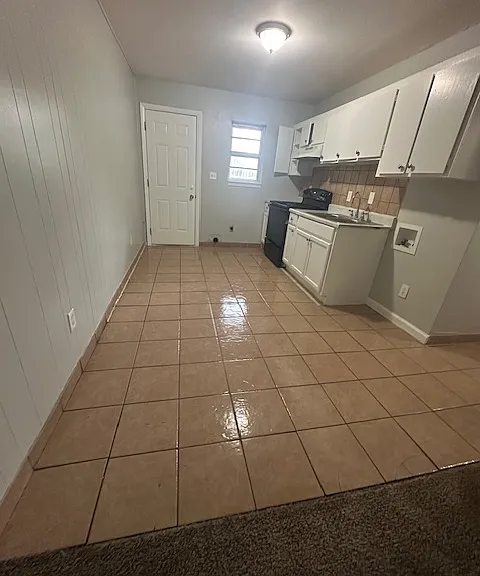 4351 Hendrix Dr — Photo 6