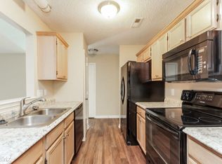 11105 White Stag Dr, Charlotte, NC 28269