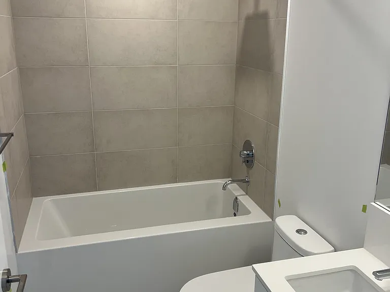 8 Wellesley St W #2709 — Photo 13