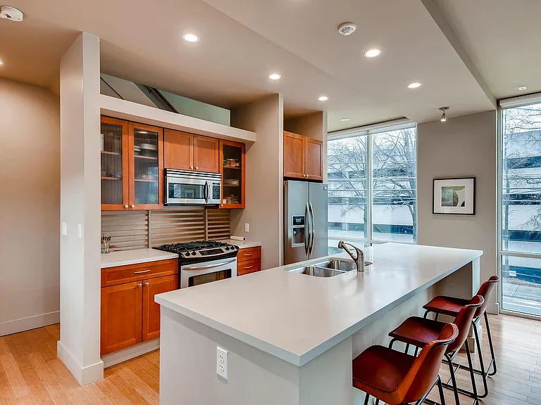 574 Marietta St NW — Photo 5