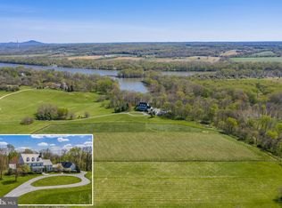 42485 Smarts Mill Ln, Leesburg, VA 20176