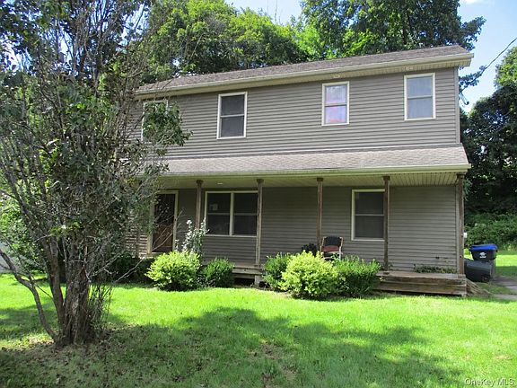 4th image of 24 Fairview Avenue
