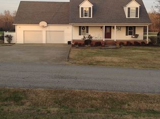 3484 Reynoldsburg Rd, Camden, TN 38320