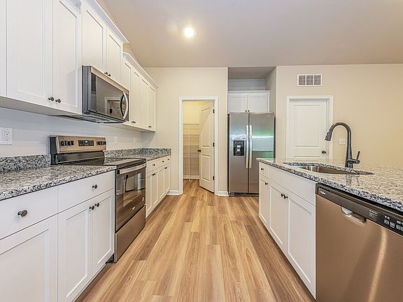 4th image of 90 Neuse Hollow Ct