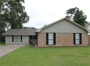 35 Hibiscus Rd, Sulphur, LA 70663