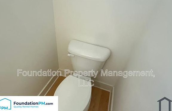 3rd image of 5024 Wilburn Ave