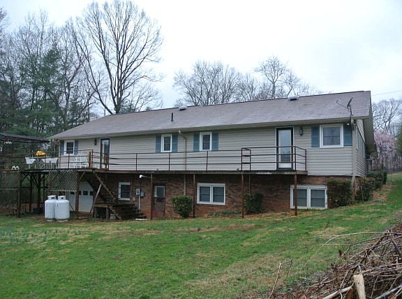 2nd image of 278 Oak Forest Cir