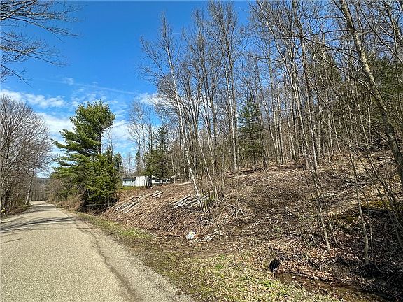 4th image of 1232 Bell Hill Rd