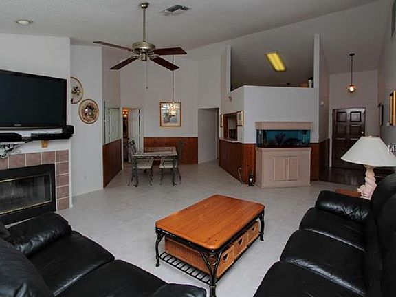 3rd image of 8726 Boysenberry Dr