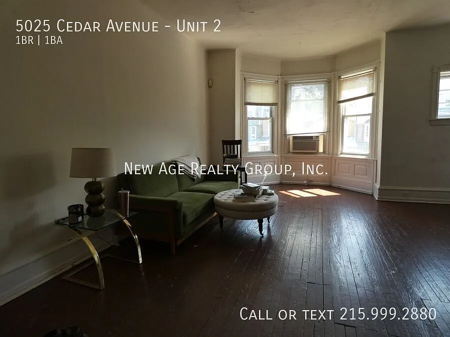 Building Photo - 5025 Cedar Ave #2