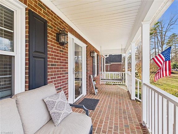 4th image of 1821 Coxemoor Pl