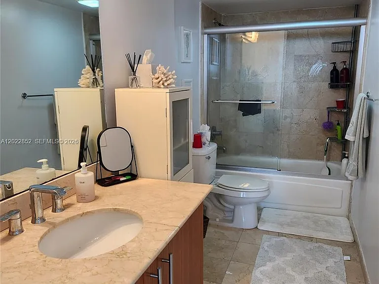 10275 Collins Ave #824 — Photo 9