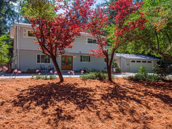 22530 Echo Dr, Los Gatos, CA 95033