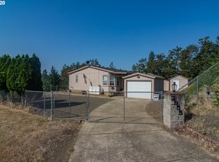 2955 NE Katrina Ct, Roseburg, OR 97470