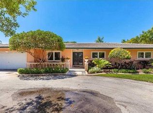 8300 Miller Dr, Miami, FL 33155