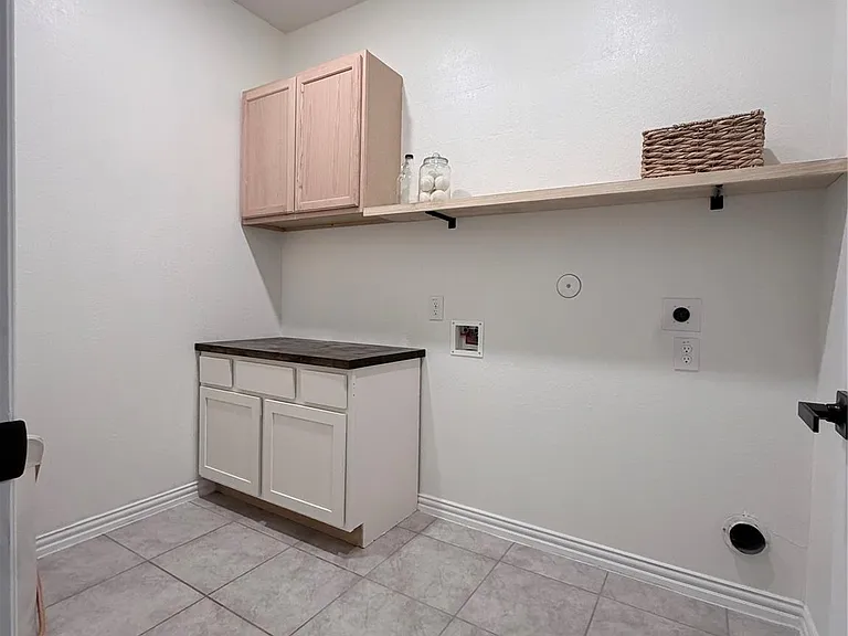 17927 Port O Call St — Photo 17