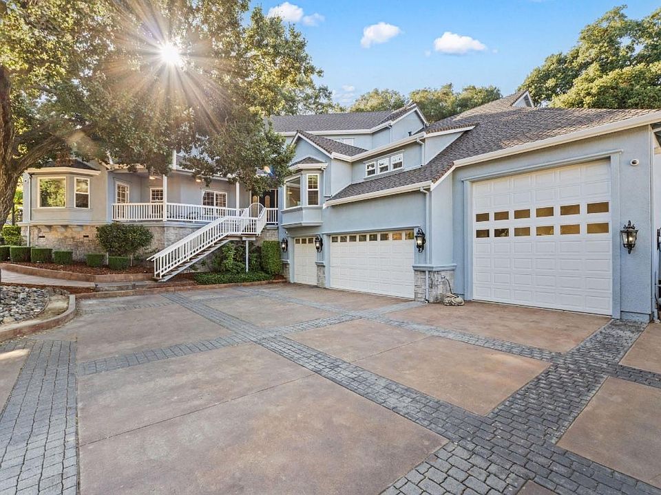 1st image of 1925 Mantelli Dr