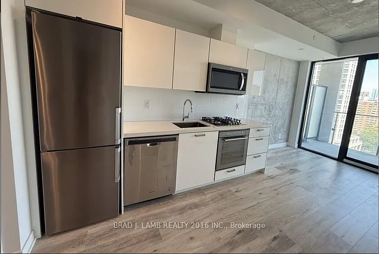 55 Ontario St #1410 — Photo 3
