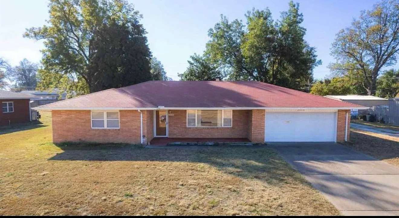 3 bed, 1871 sqft, $1,750 — Photo 1