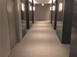 950 Portage Pkwy #907, Vaughan, ON L4K 4Z4