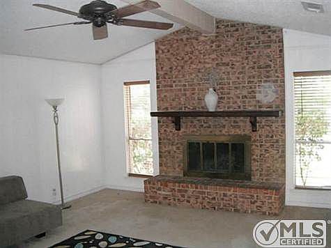3rd image of 1638 San Antone Ln