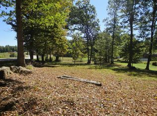 27 Burks Rd, Buckeye, WV 24924