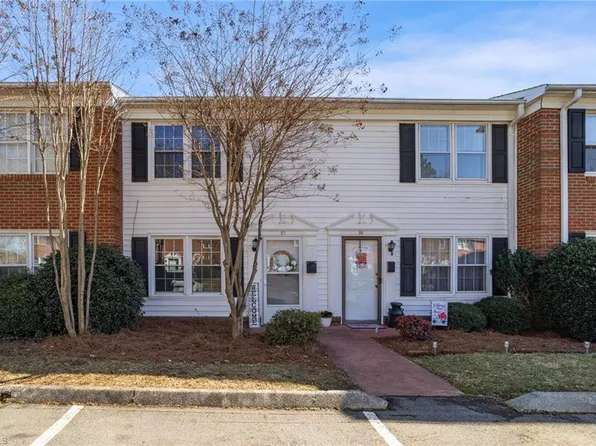 311 Salisbury St APT 27, Kernersville, NC 27284