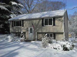 201 Howard Ave, Coventry, RI 02816