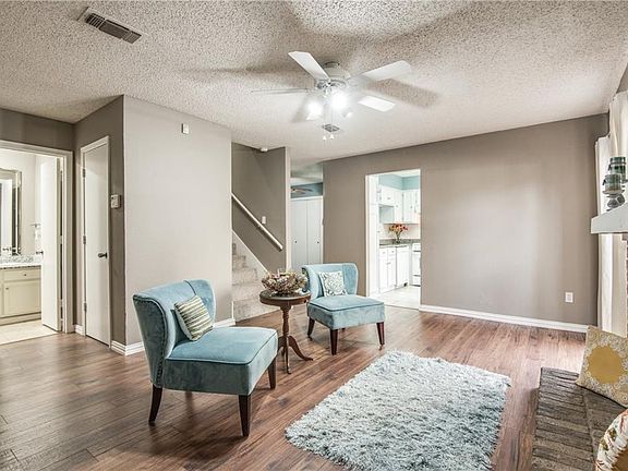 3rd image of 1103 Brighton Dr APT C