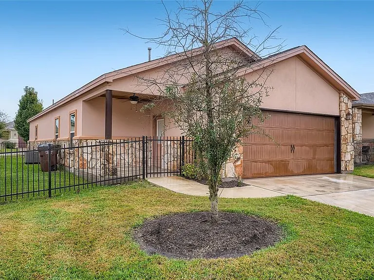 2800 Joe Dimaggio Blvd #35 — Photo 11