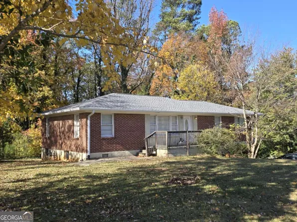 5910 Lakeshore Dr SE, Mableton, GA 30126