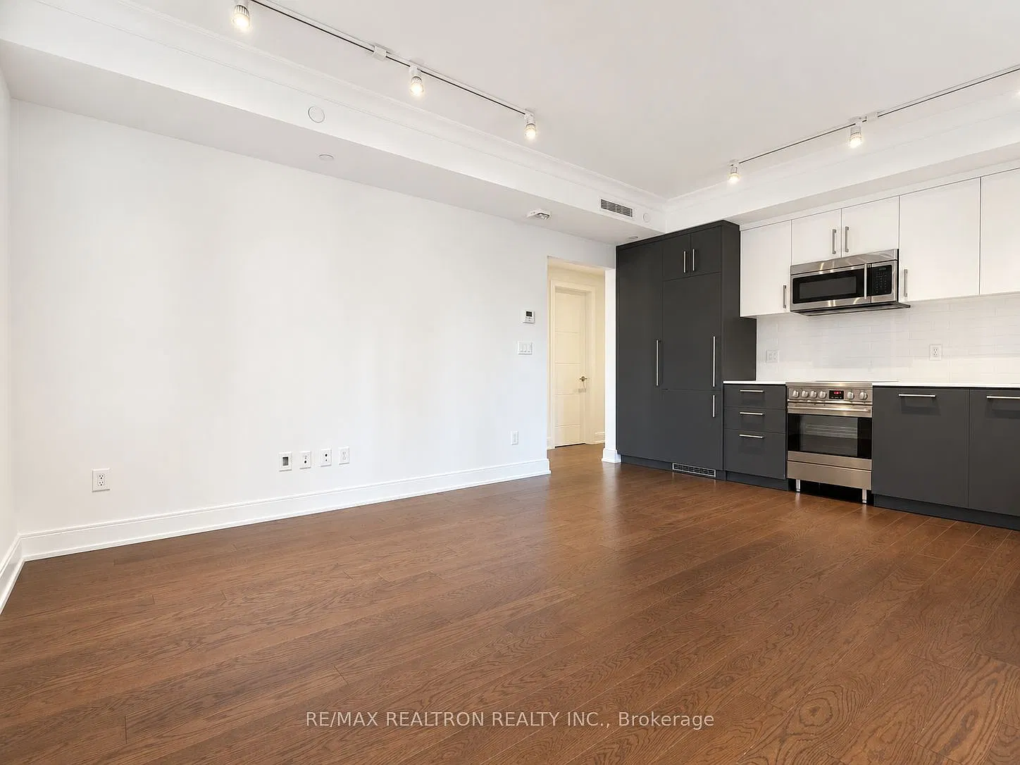1 bed, $3,295 — Photo 3