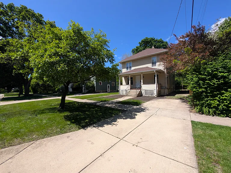 115 S Commonwealth Ave #1 — Photo 18