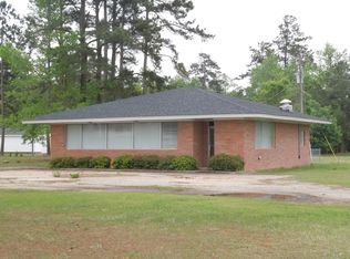 1400 E 5th Street, Tabor City, NC 28463