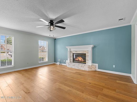 5th image of 1779 Pecan Meadows Dr