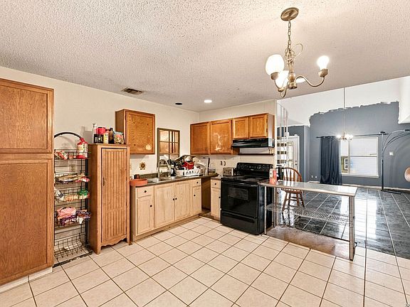 4th image of 10310 Prescott Dr