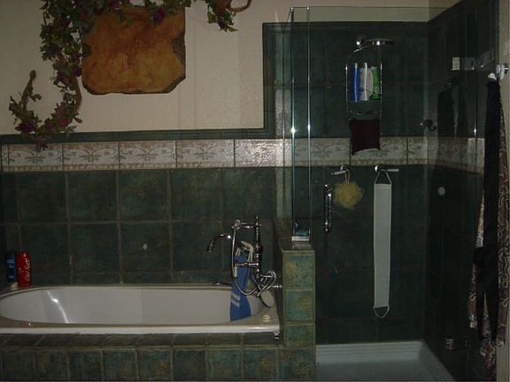 5th image of 3345 Crestview Dr