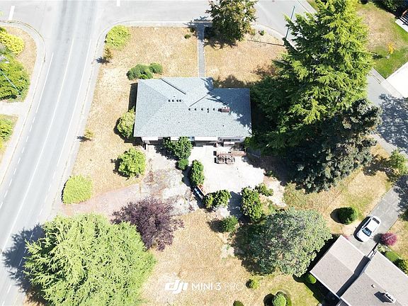 2nd image of 3294 Henderson Rd