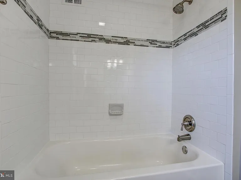 5600 Beam Ct — Photo 22