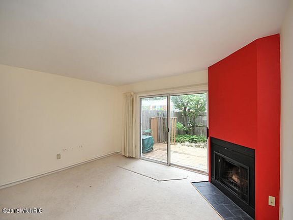 5th image of 711 Garland Cir #63