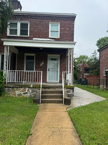 3333 Dolfield Ave Photo 1