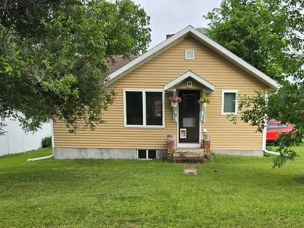 105 3rd Ave N, Dent, MN 56528