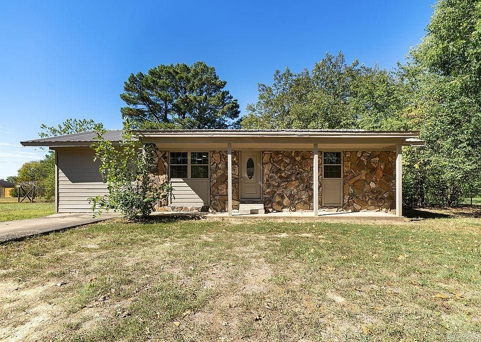 1st image of 1508 Terrace Dr