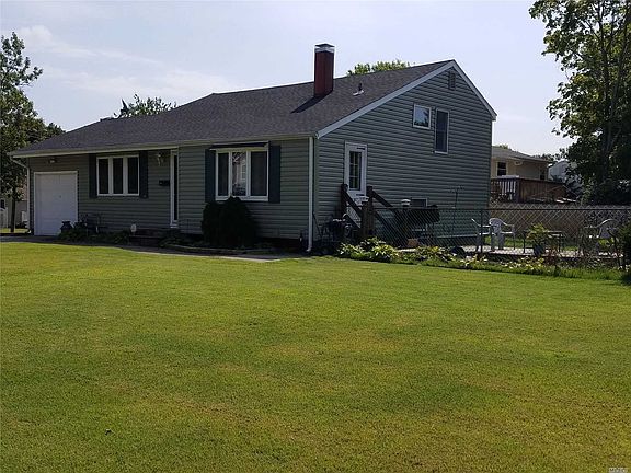 2nd image of 1702 Fire Ave