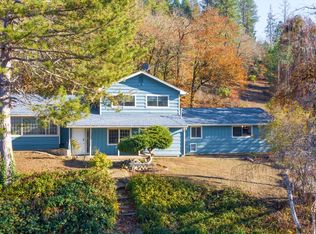 1962 Applegate Ave, Grants Pass, OR 97527