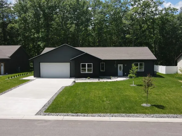 1107 FALL CITY COURT, Mosinee, WI 54455