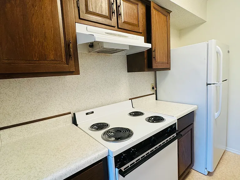 2901 Helena Ave — Photo 43