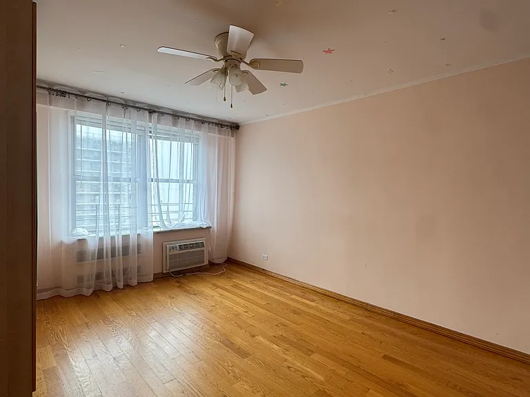 601A Surf Ave #19 — Photo 8