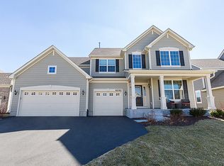 4041 Conifer Dr, Elgin, IL 60124